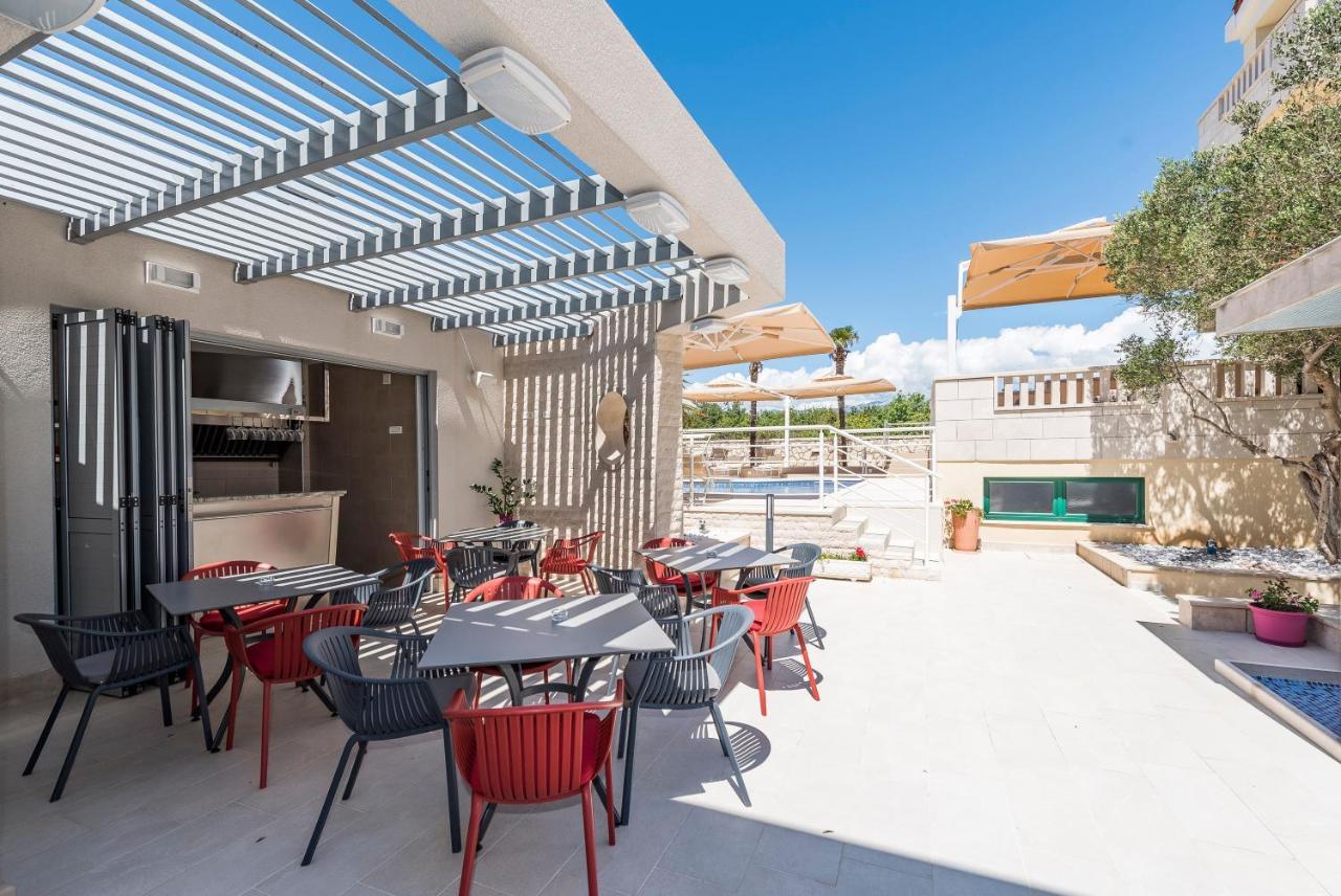 Pool Terrace Sea View Sarkic Appartement Novalja Buitenkant foto