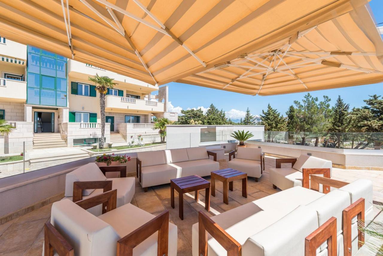 Pool Terrace Sea View Sarkic Appartement Novalja Buitenkant foto